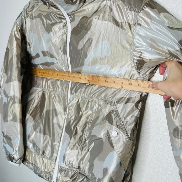 Moncler Sand Cream Beige Menchib Metallic Camo Hooded Jacket Retail $1695 2 - Picture 15 of 15